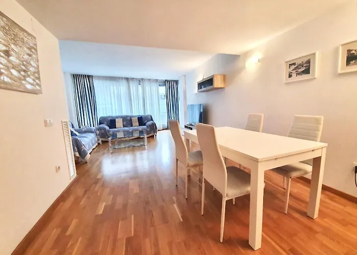 Ancora Frontbeach Luxury Appartement *